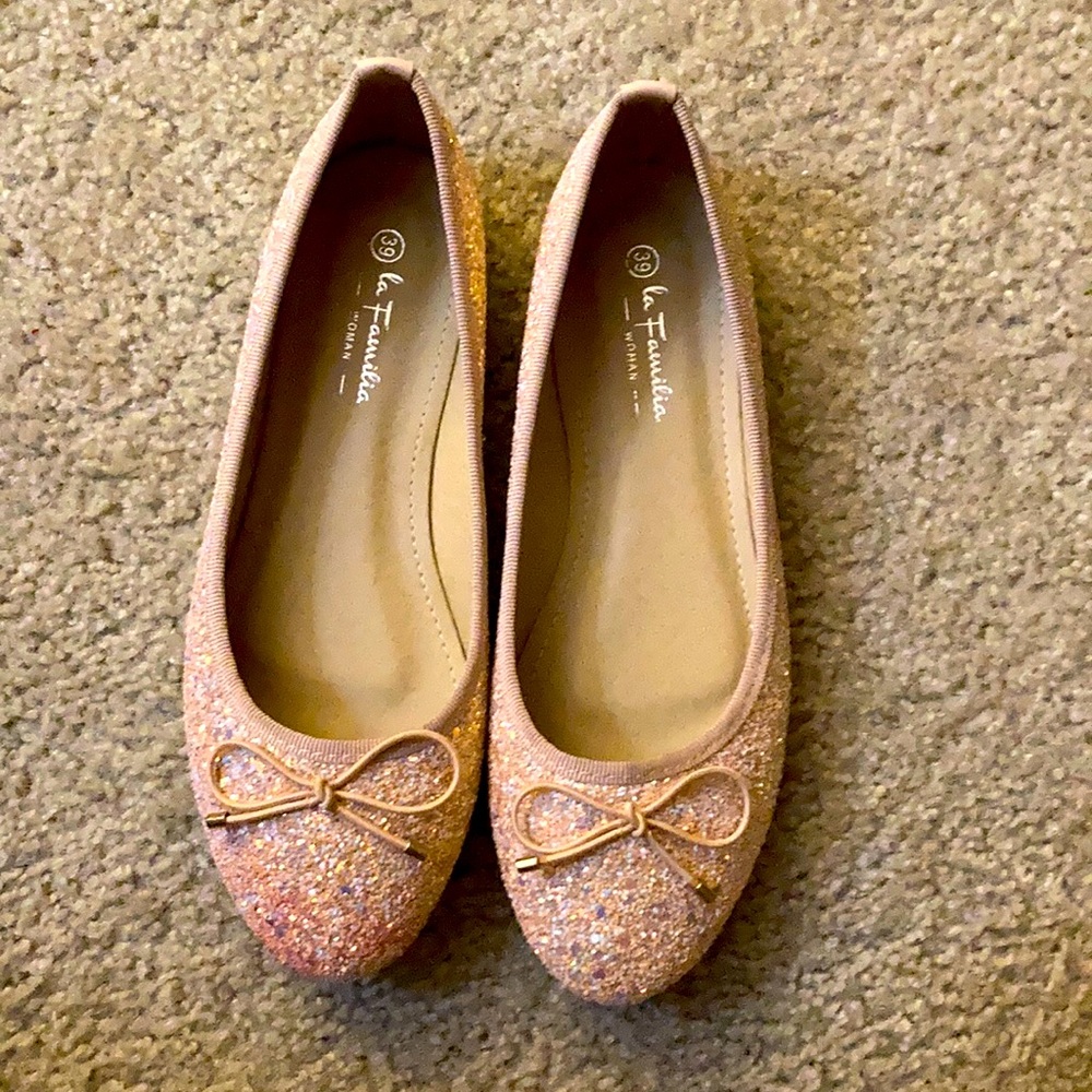 Ballerina sparkly flats.